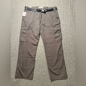 Field & Stream Adventure Cargo Pants mens 38x30 gray Relaxed Performance Belted
